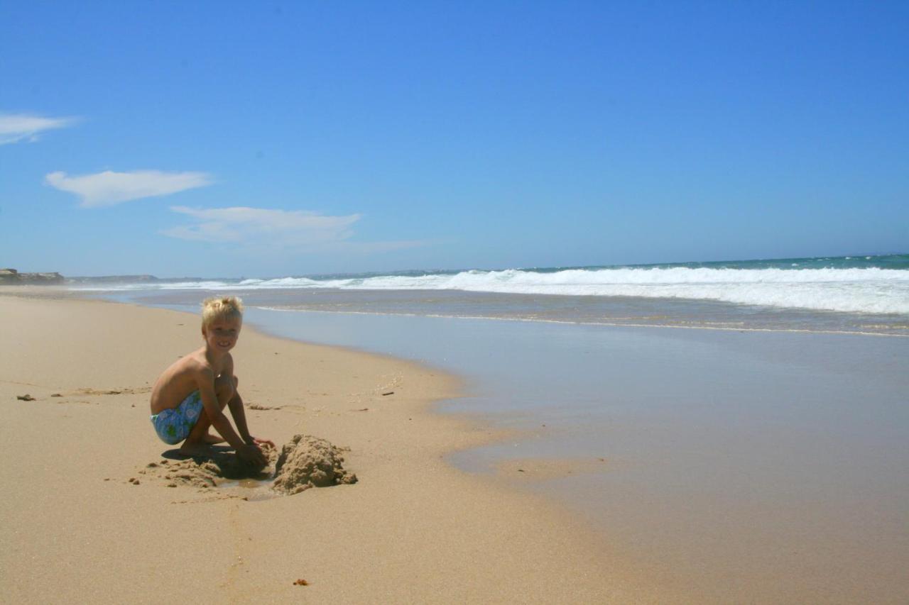 Casa Pinha Villa Praia del Rei Bilik gambar